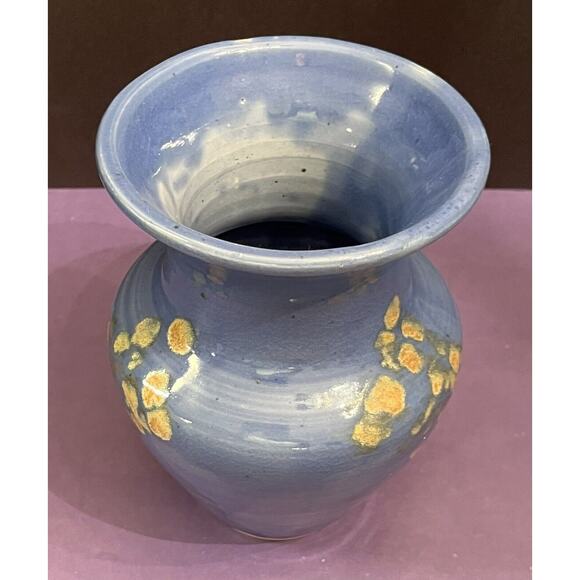 Medium-Size Blue Glazed Signed Art Pottery Vase 7 5/8” - Picture 2 of 7